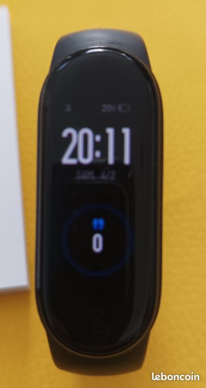 Bracelet connecté Mi Band 5 (image 2)