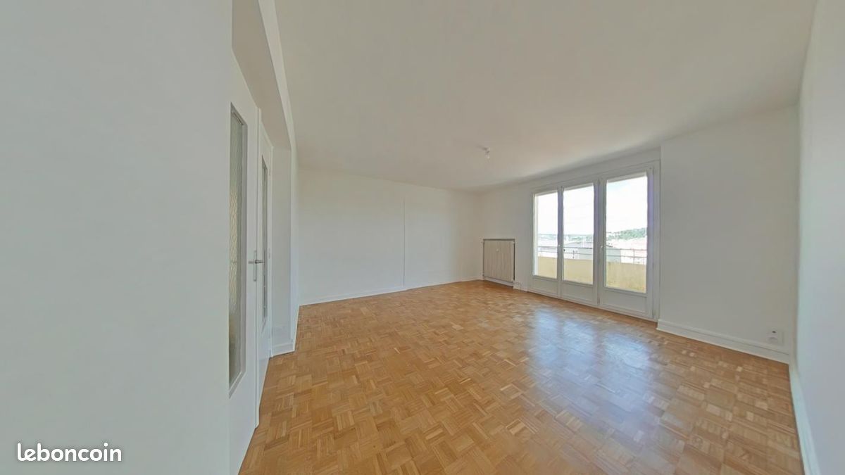 Appartement 3 pièces 66 m² · à Saint-Étienne · 66 m² · 550 €/mois