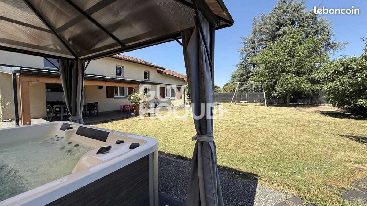 Maison 5 pièces 153 m² · à Saint-Alban-de-Roche · 153 m² · 520 000 €