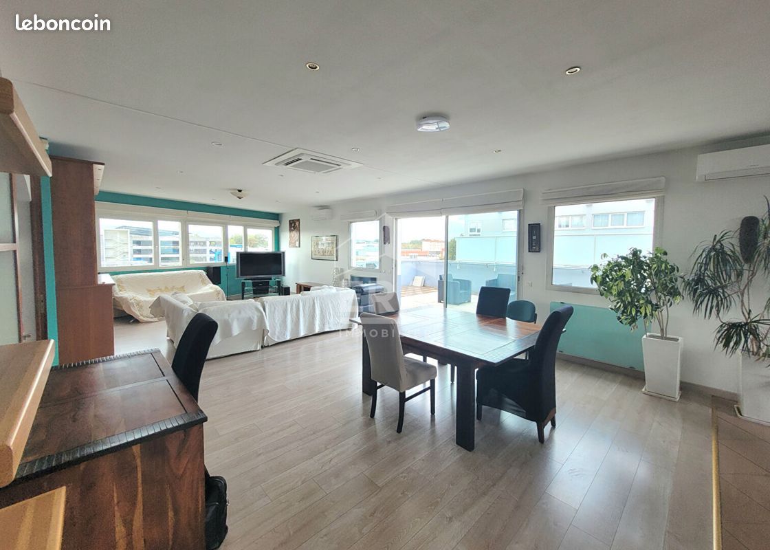 Appartement 5 pièces 166 m² · à Pau · 166 m² · 1 800 €/mois