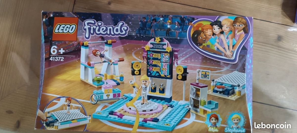 Lego Friends (image 1)
