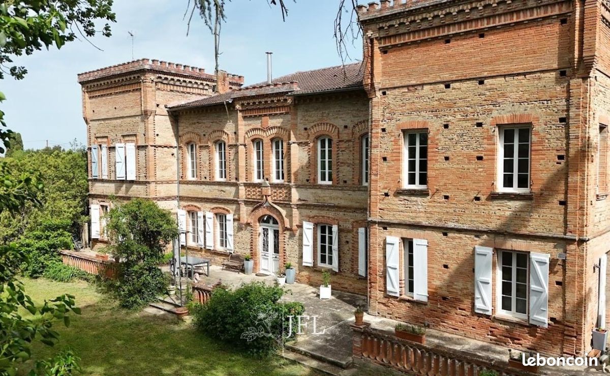 Maison 9 pièces 430 m² · à Verdun-sur-Garonne · 430 m² · 493 000 €