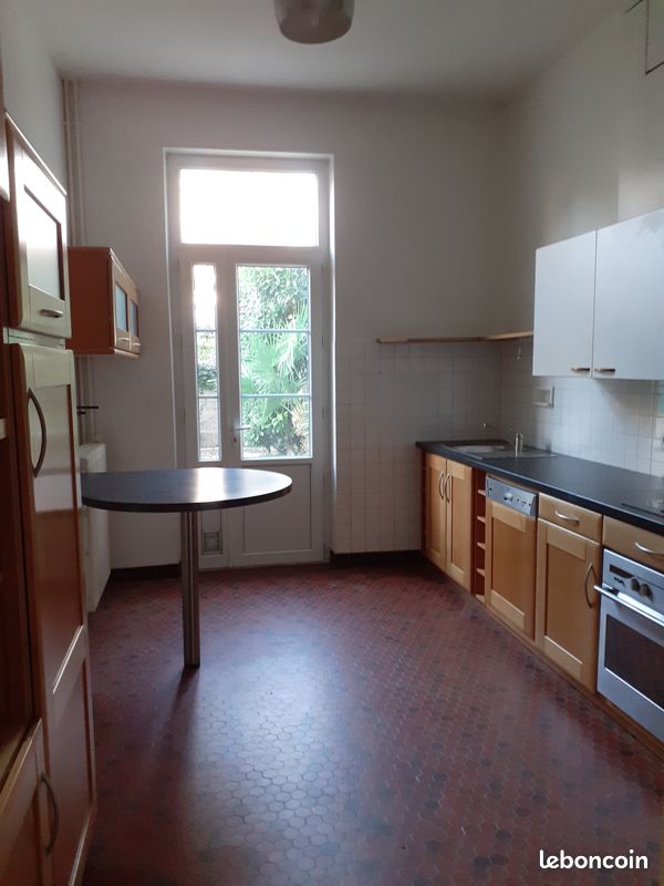 Maison a louer agen - 8 pièce(s) - 180 m2 - Surfyn