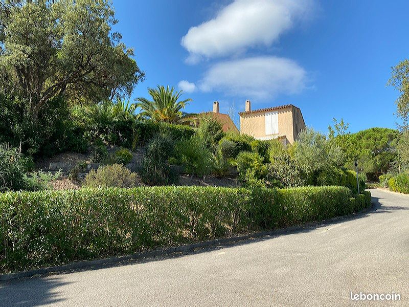 Mazet cosy climatisé - Capacité 10 personnes - Piscine en copropriété, terrasses & jardin - Plage accessible à pied - Ville Sainte-Maxime (image 17)
