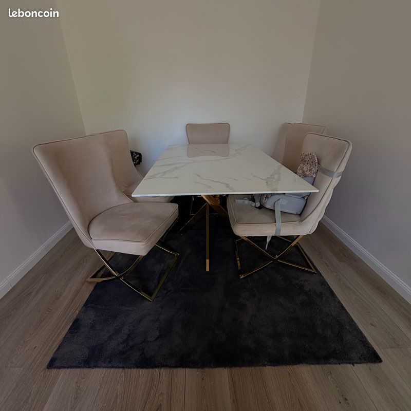 Table marbre + 6 chaises (image 1)