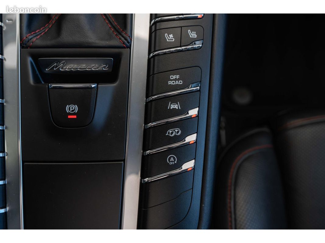 PORSCHE MACAN 3.6i V6 440 PDK Turbo Pack Performance (image 20)