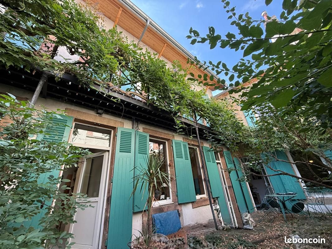 Maison 5 pièces 176 m² · à Moulins · 176 m² · 318 000 €