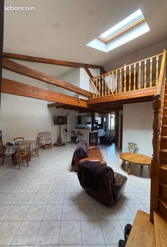 Appartement 4 pièces 105 m² · à Saint-Affrique · 105 m² · 900 €/mois
