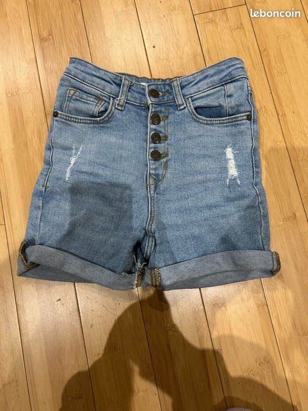 Short en jean effet push up (image 3)