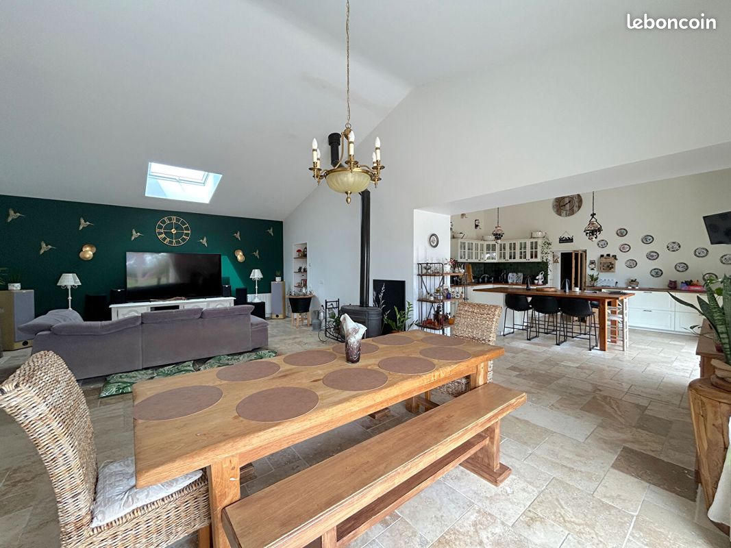 Maison 7 pièces 225 m² · à Saujon · 225 m² · 446 000 €