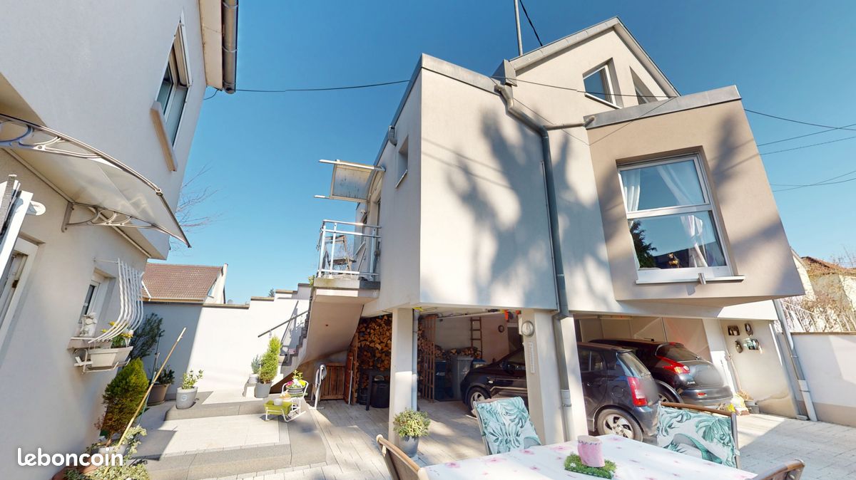 Maison 12 pièces 217 m² · à Brumath · 217 m² · 384 800 €