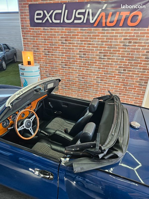 Triumph spitfire (image 3)