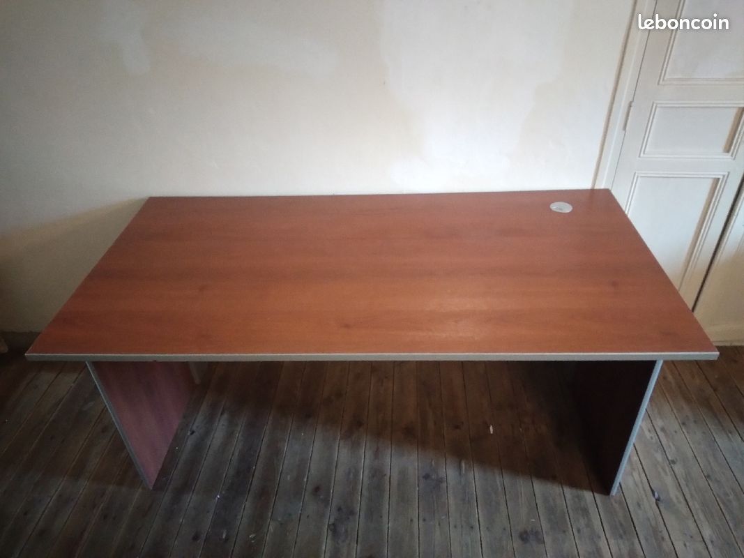 Grand bureau (image 1)