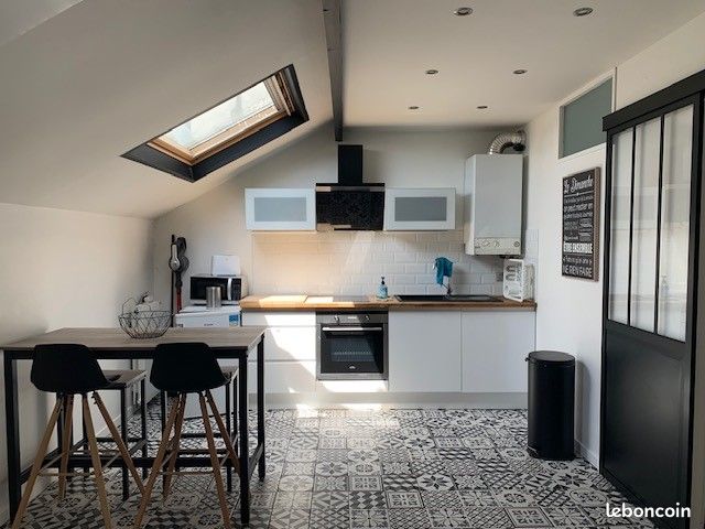 Appartement 1 pièce 28 m² · à Chatou · 28 m² · 930 €