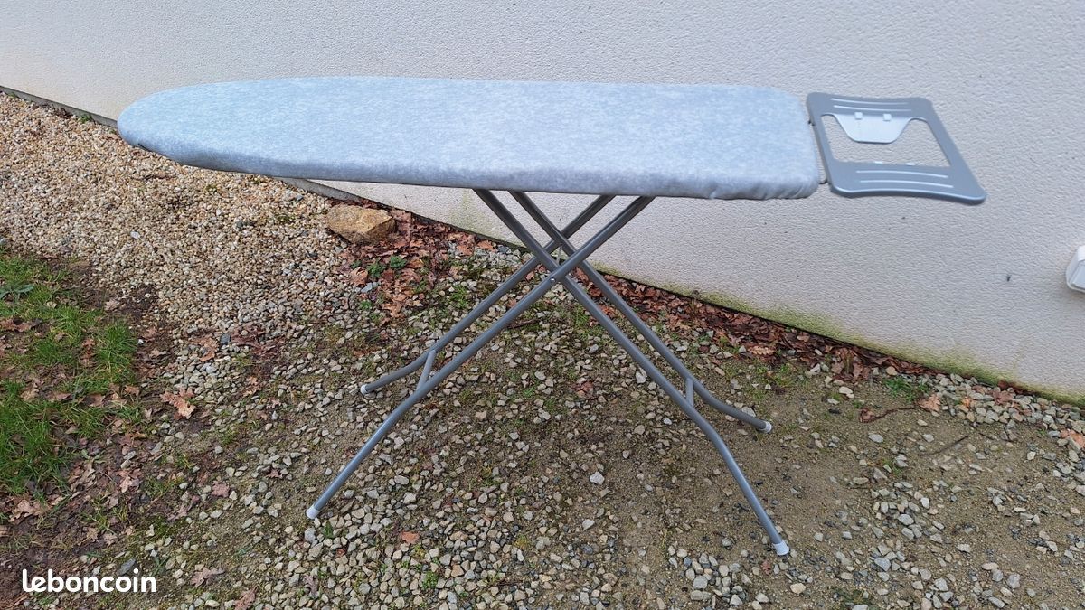 Table à repasser (image 1)