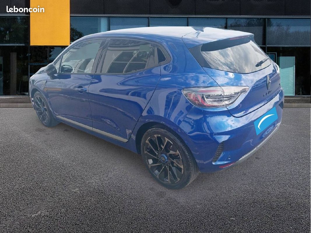 RENAULT Clio E-Tech full hybrid 145 Esprit Alpine (image 3)