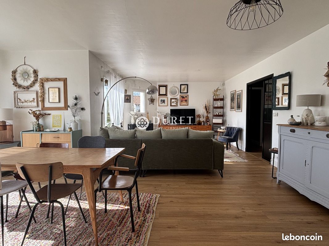 Maison 6 pièces 156 m² · à Vallet · 156 m² · 1 500 €/mois