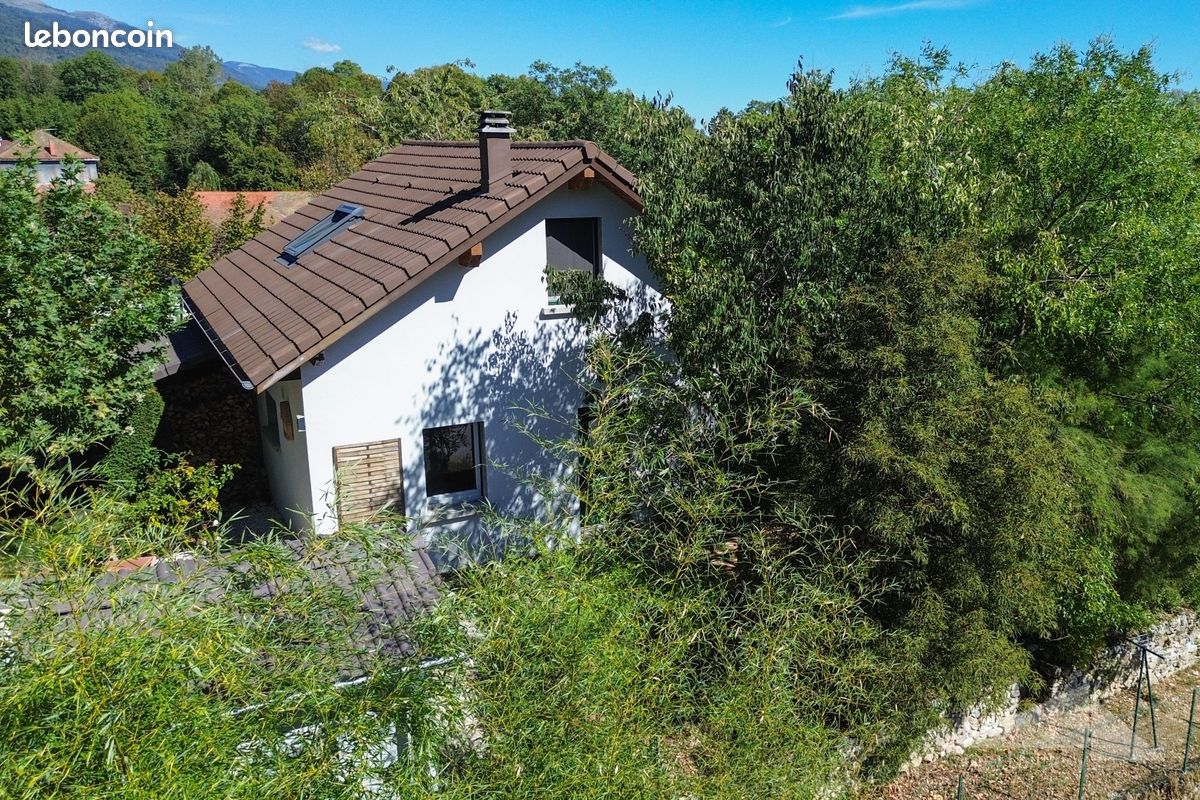Maison 3 pièces 82 m² · à Thoiry · 82 m² · 548 000 €