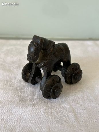 Cheval à Roulettes En Bois Sculpté - Jouet Traditionnel Vintage Du Rajasthan