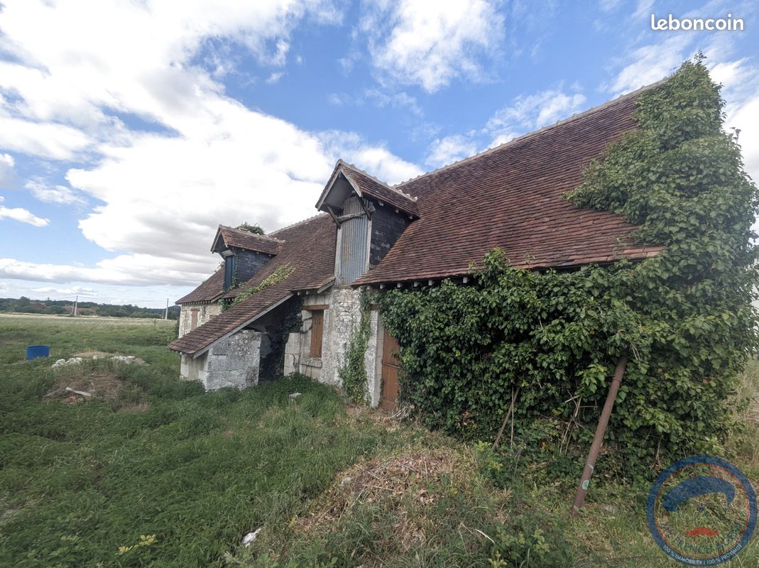 Maison 5 pièces 150 m² · à Vou · 150 m² · 80 000 €