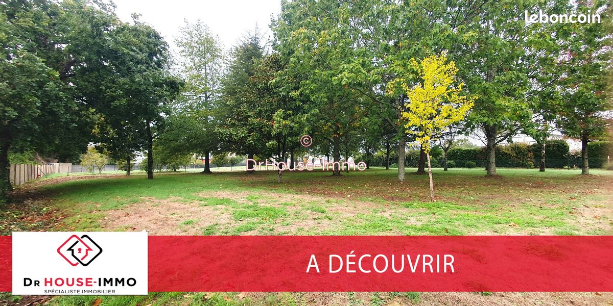 Terrain 1558 m² · à Saint-Gildas-des-Bois · 1 558 m² · 77 000 €