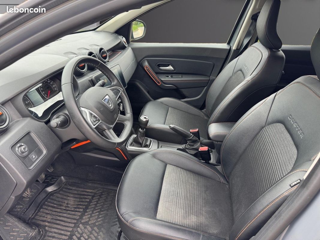 DACIA DUSTER 1.5 BLUE DCI 115 4x2 SL EXTREME 115Ch Garantie 12 mois (image 11)