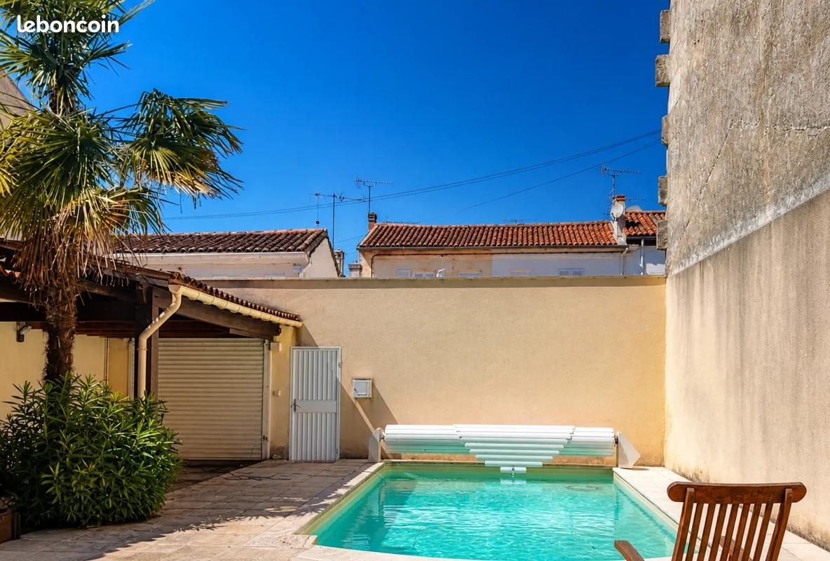Maison 5 pièces 155 m² · à Cognac · 155 m² · 315 000 €