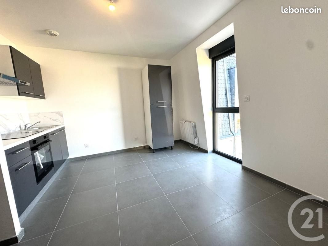 Appartement 2 pièces 28 m² · à Saint-Fons · 28 m² · 600 €/mois