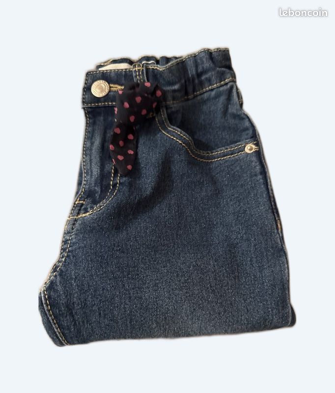 Jean fille slim NEUF taille 6 ans (image 1)