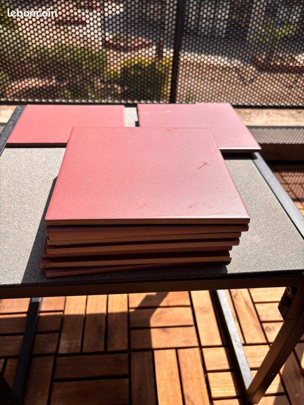 Carrelage carré rouge Bordeaux 20x20cm + chutes (image 4)