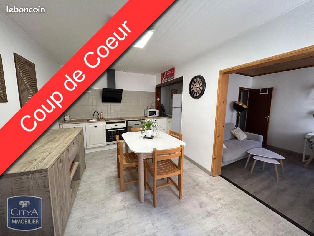 Appartement 2 pièces 42 m² · à Oyonnax · 42 m² · 630 €/mois