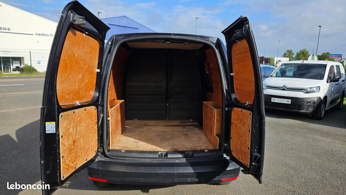 Volkswagen Caddy Van 2.0 TDI 122 4MOTION BVM6 (image 9)