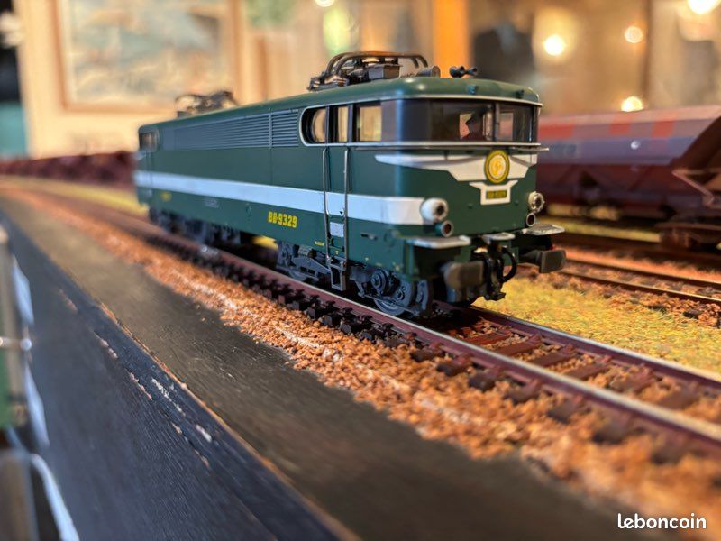 Locomotive électrique HO BB 9329 ROCO (tony11) - Collection