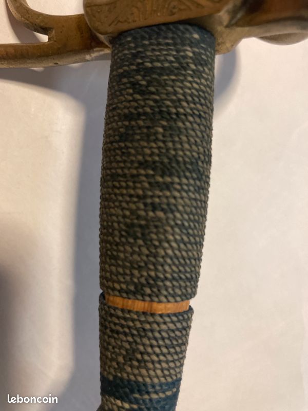 Épée manche cuivre (image 8)