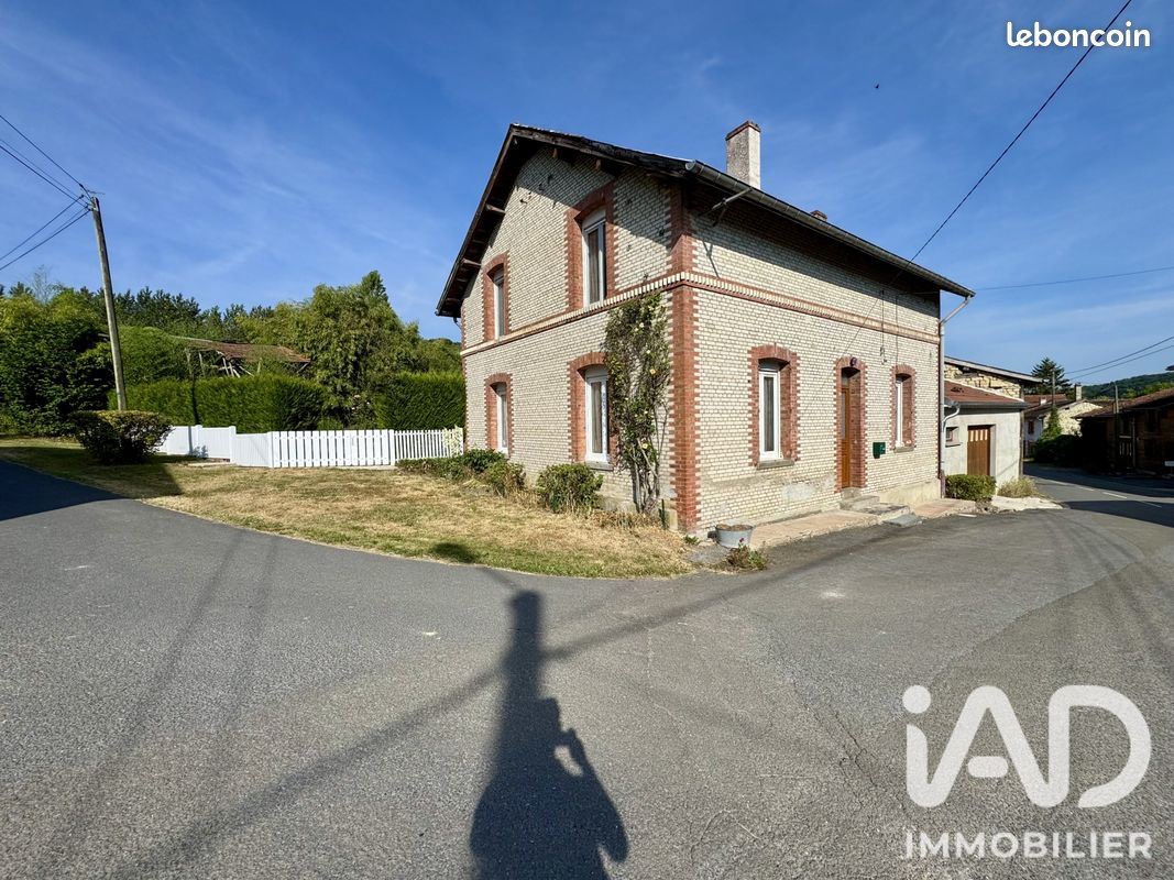 Maison 5 pièces 134 m² · à Grandham · 134 m² · 65 000 €