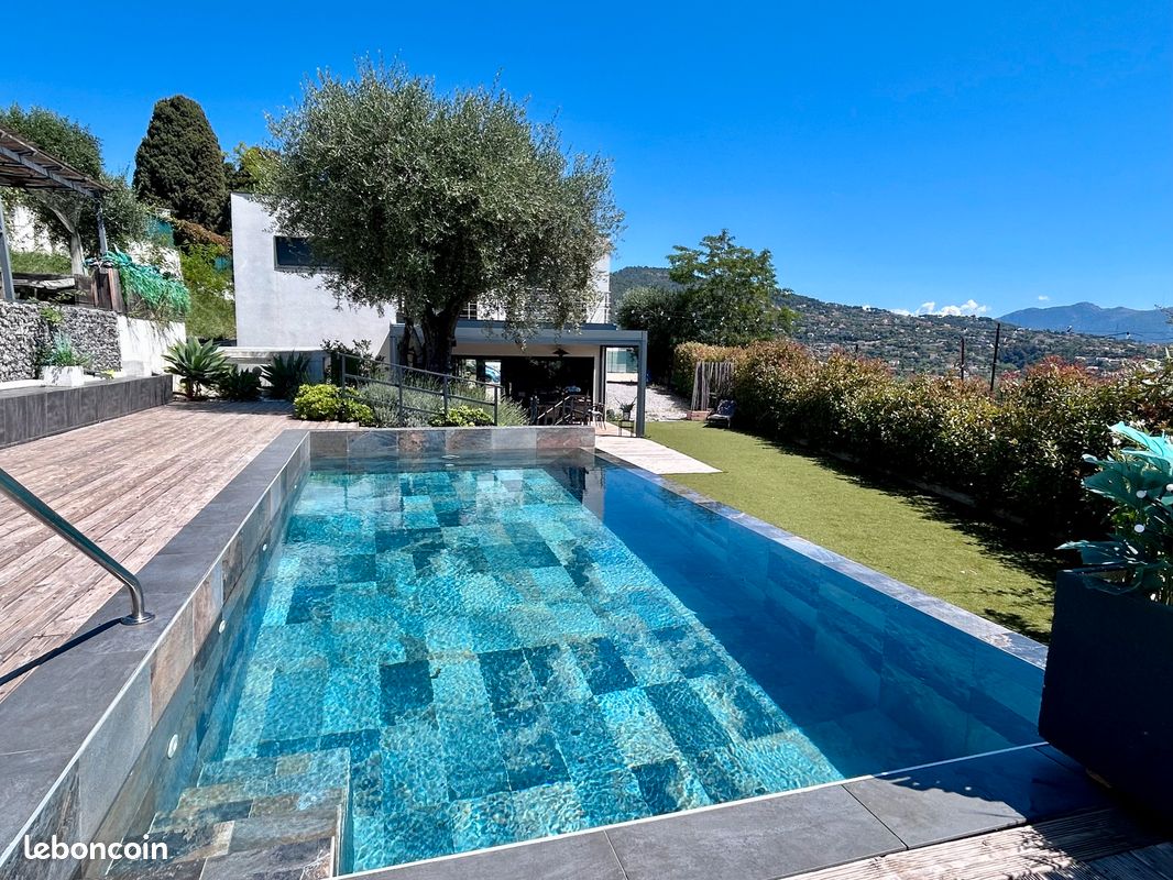 Maison 6 pièces 167 m² · à Nice · 167 m² · 1 595 000 €