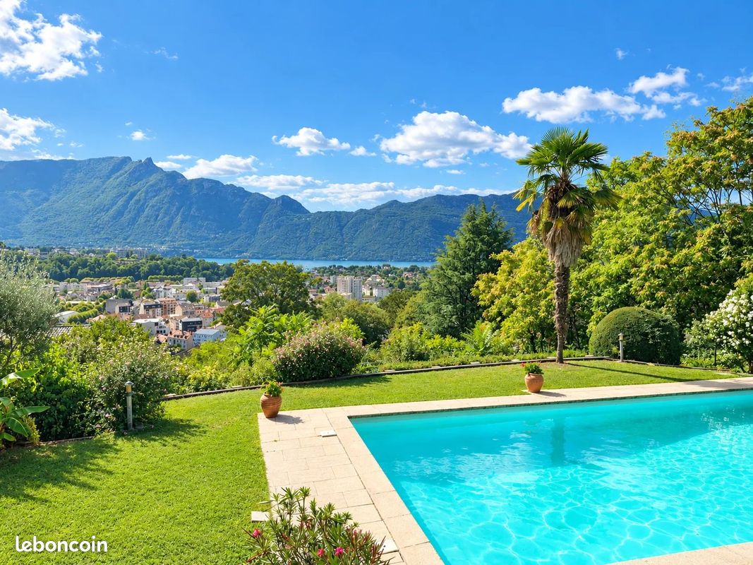Maison 5 pièces 182 m² · à Aix-les-Bains · 182 m² · 990 000 €