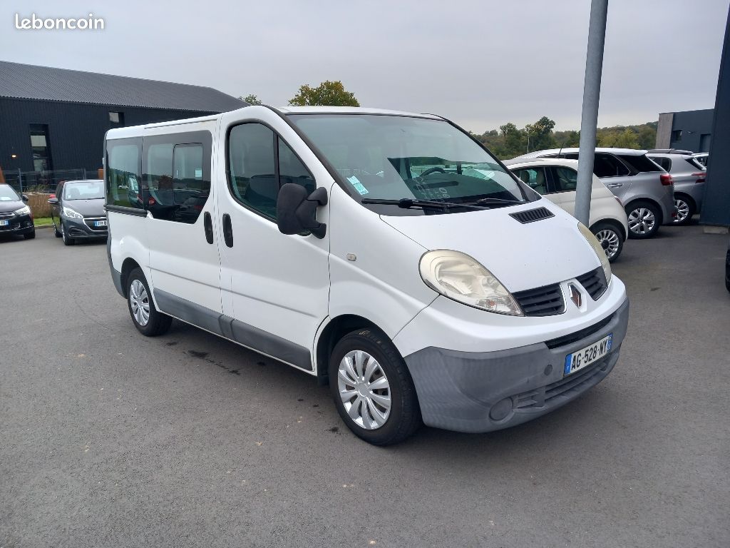 Renault Trafic L1H1 1000 kg - 2.0 dCi 90 Privilège (image 2)
