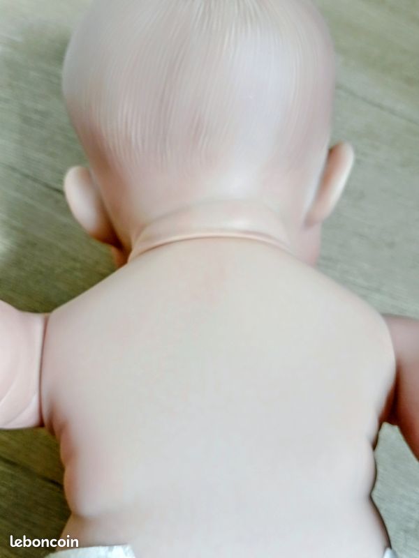 Bébé fille réaliste type Reborn (image 5)