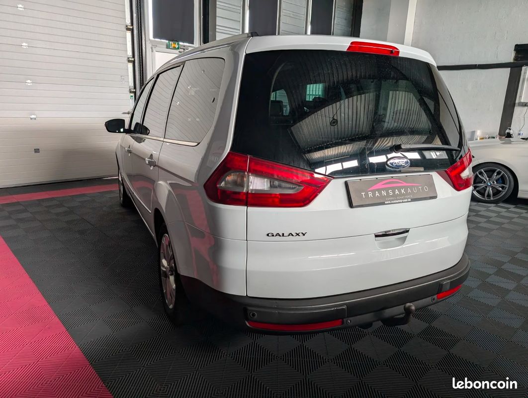FORD GALAXY II 2.2 TDCI 200 FAP Titanium 7 places (image 5)