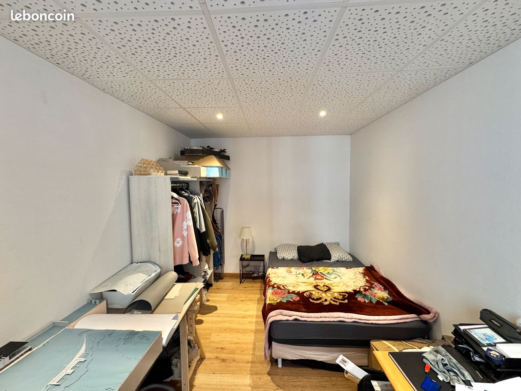 Studio de 25m2 proximité Place Jean Jaurès, meublé (image 2)