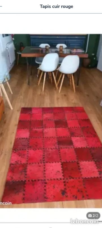 Tapis cuir rouge (image 2)