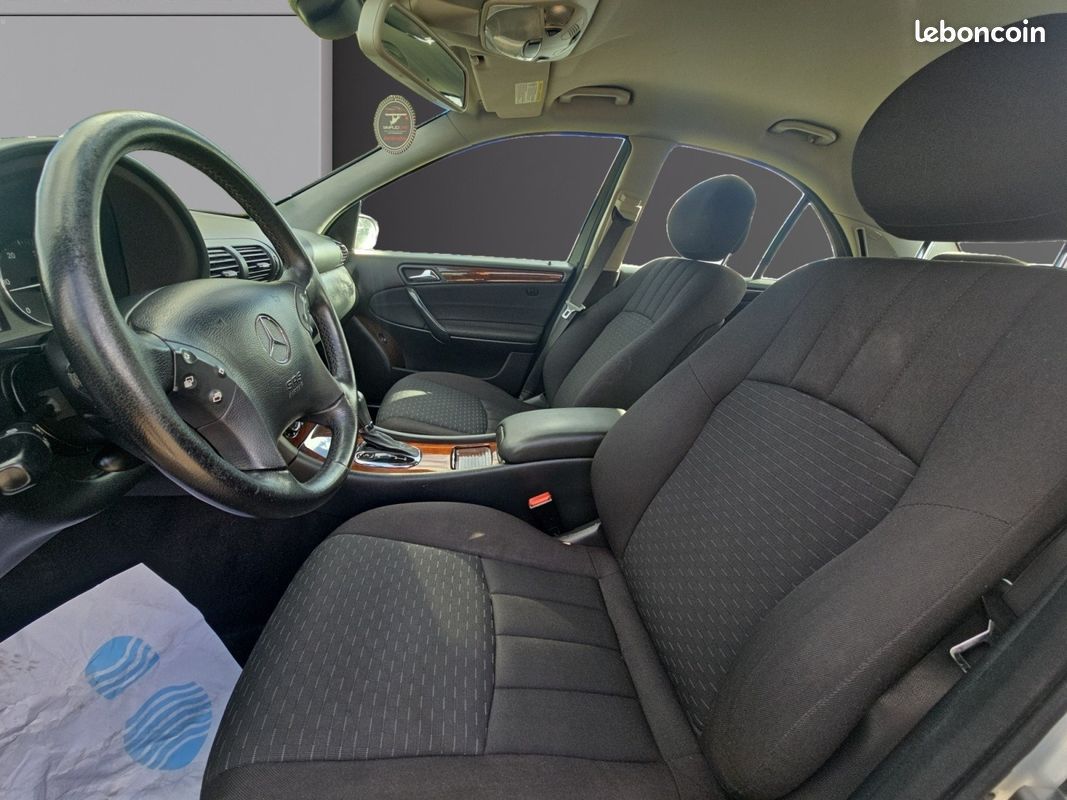 MERCEDES CLASSE C *ATTELAGE* Elégance Boîte Auto 220 CDI (image 11)