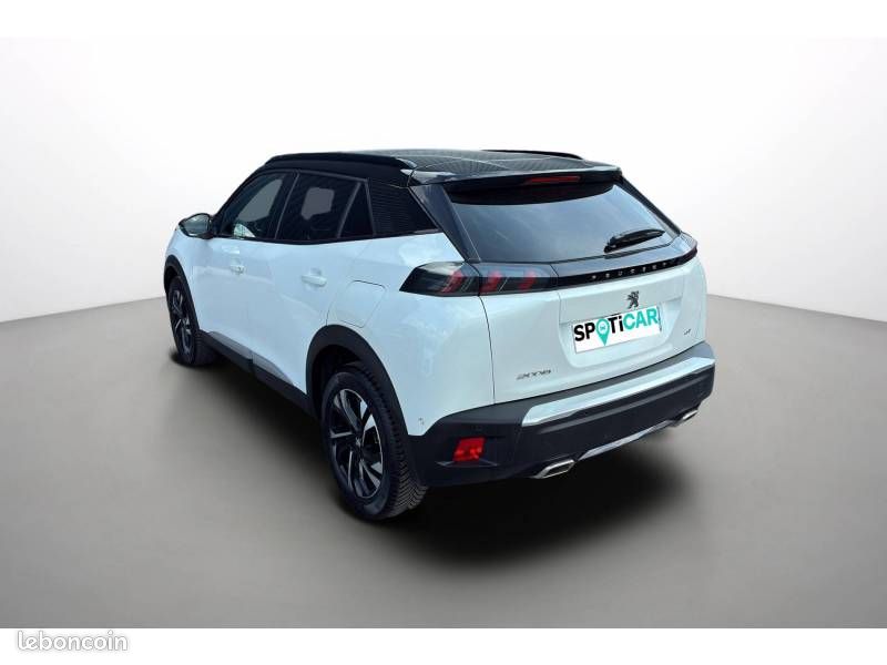Peugeot 2008 PureTech 130 S&S EAT8 GT (image 4)