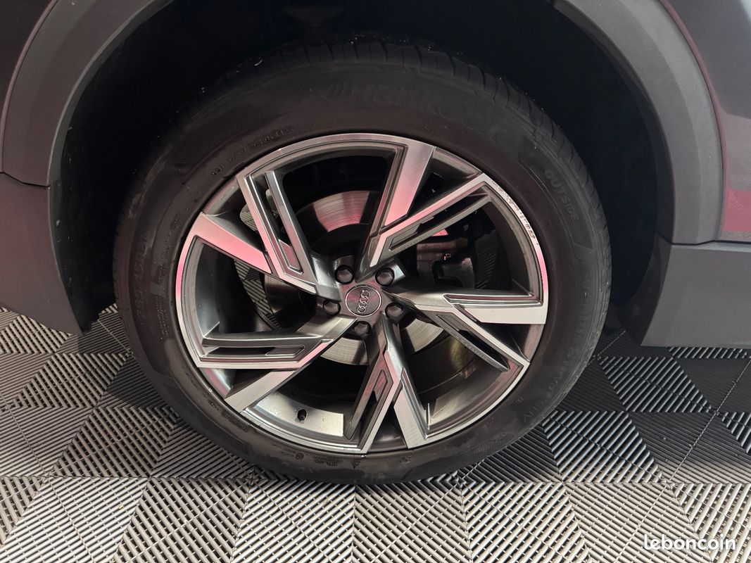 AUDI Q8 Q8 45 TDI 231 Tiptronic 8 Quattro / CarPlay / Caméra de recul / Sièges éléctriques (image 30)
