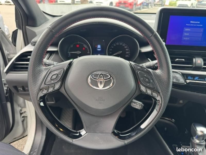 Toyota C-HR 1.8 Hybride 122ch GR Sport E-CVT (image 15)