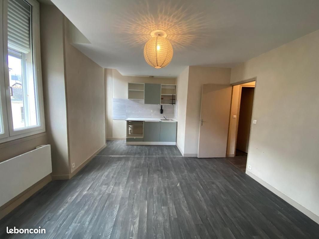 Appartement 1 pièce 24 m² · à Angers · 24 m² · 545 €
