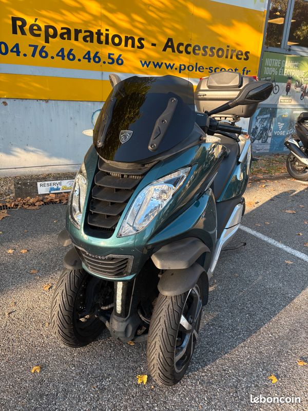 Peugeot Metropolis ABS - 400 cc - Scooter 3 roues (image 2)