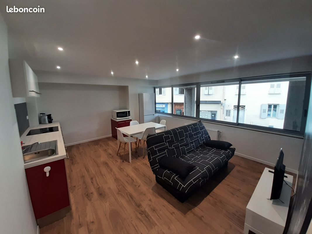 Appartement 2 pièces 45 m² · à Chambéry · 45 m² · 150 000 €
