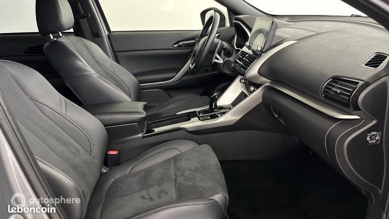 Mitsubishi Eclipse Cross 2.4 MIVEC PHEV 188ch Business 4WD (image 15)